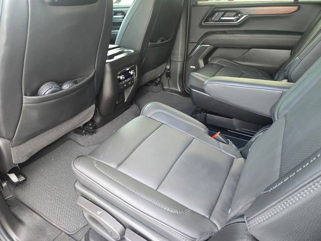 Used 2026 GMC Yukon XL Denali w/ Denali Reserve Package RWD image 14