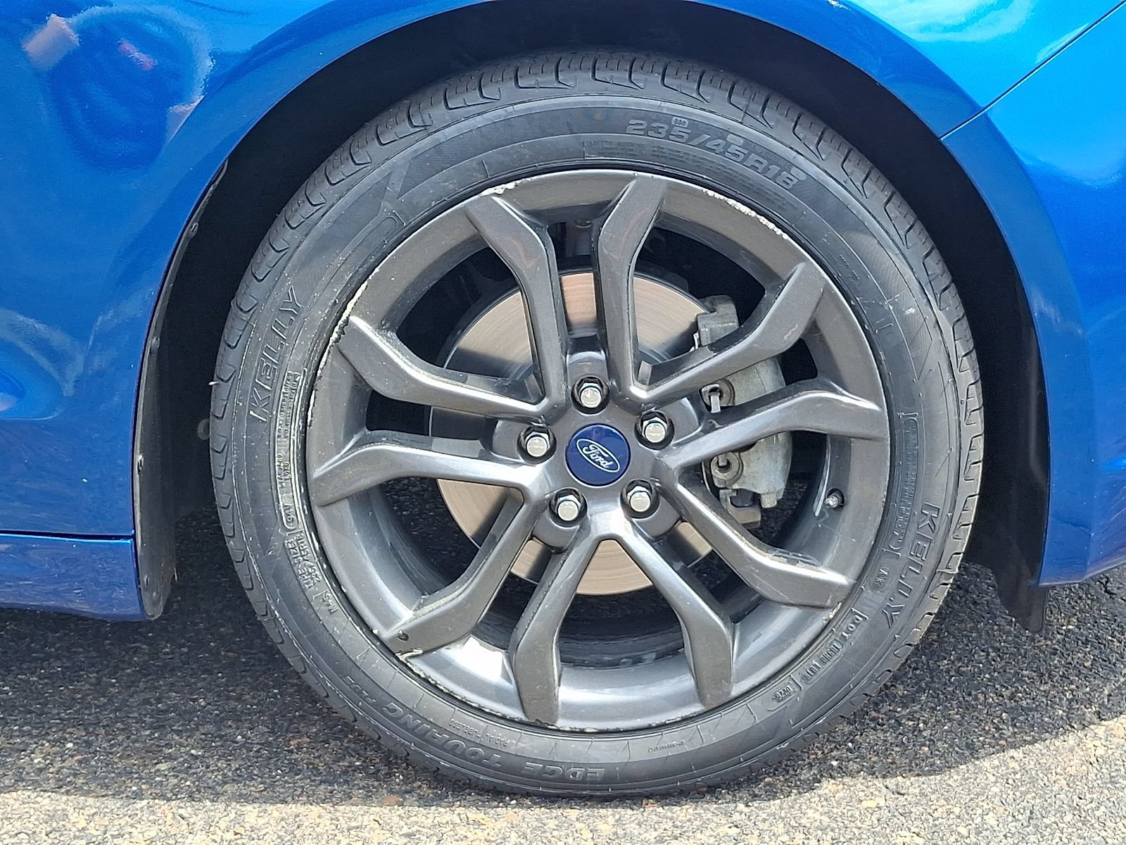 Used 2018 Ford Fusion SE w/ Equipment Group 201A FWD image 9