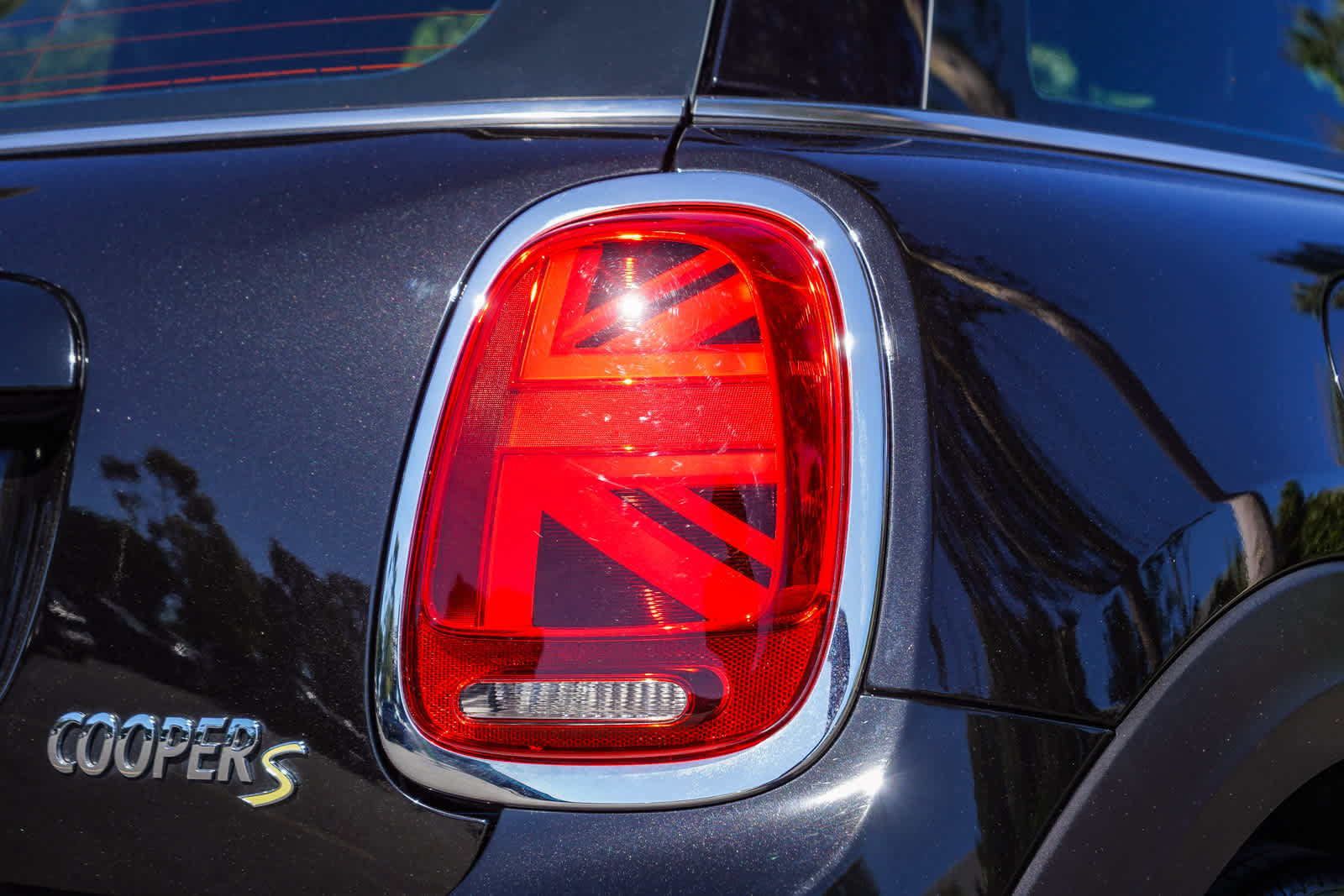 Used 2022 MINI Cooper SE FWD image 7