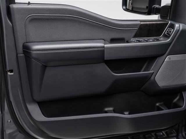 Used 2023 Ford F250 Lariat w/ Tow Technology Package image 29