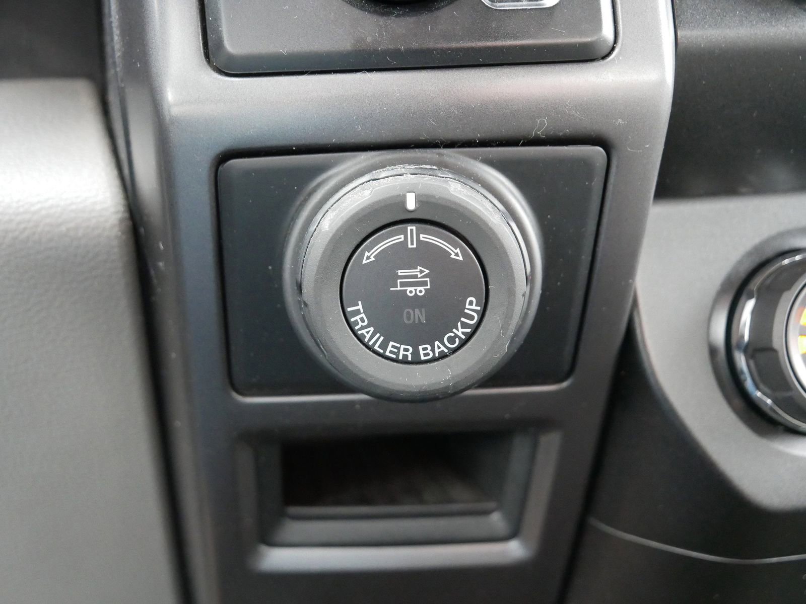 Certified 2020 Ford F150 XLT w/ Equipment Group 302A Luxury image 33