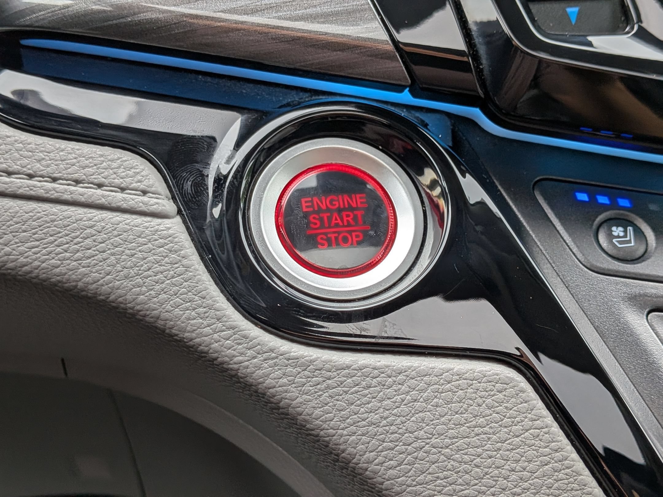 Certified 2024 Honda Odyssey Elite image 16