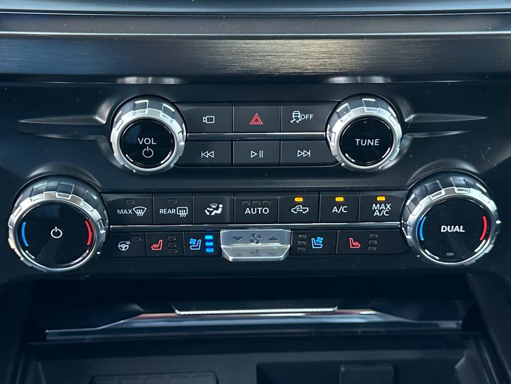 New 2026 Ford F350 Lariat RWD image 25