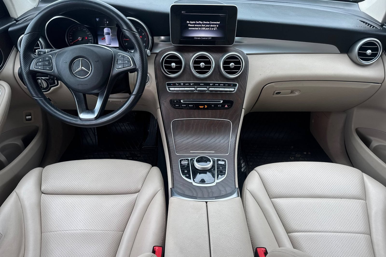 Used 2019 Mercedes-Benz GLC 300 4MATIC image 15