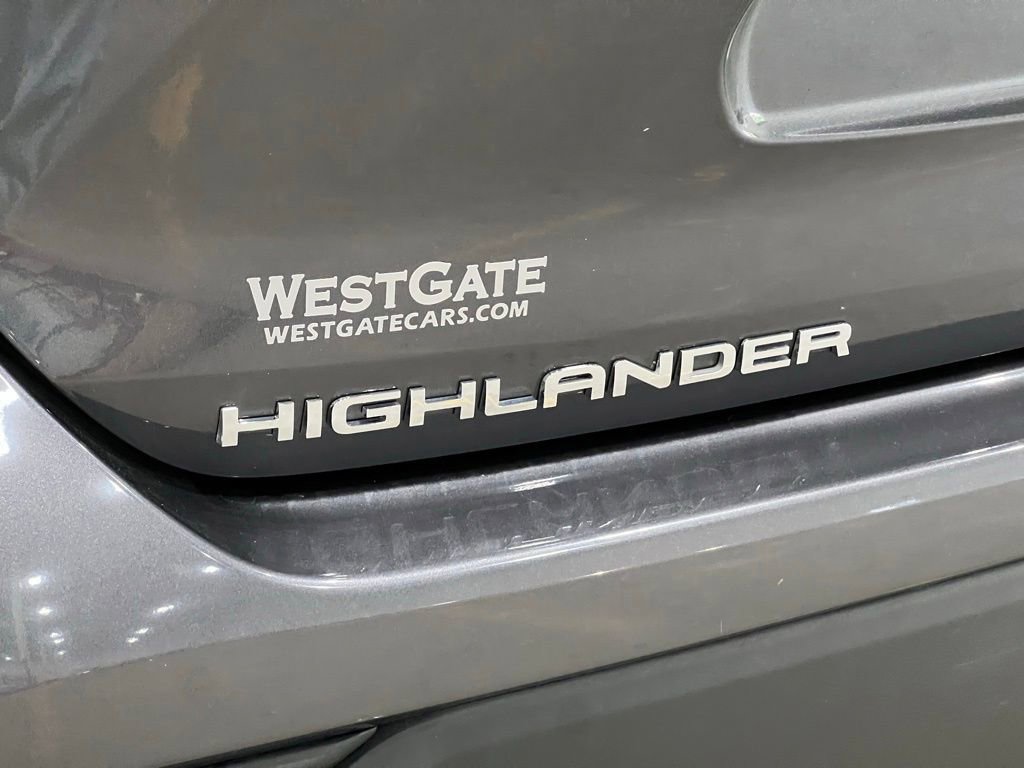Used 2023 Toyota Highlander L image 38