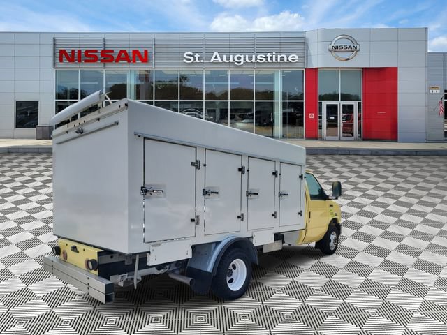 Used 2021 Ford E-450 and Econoline 450 Super Duty RWD image 2