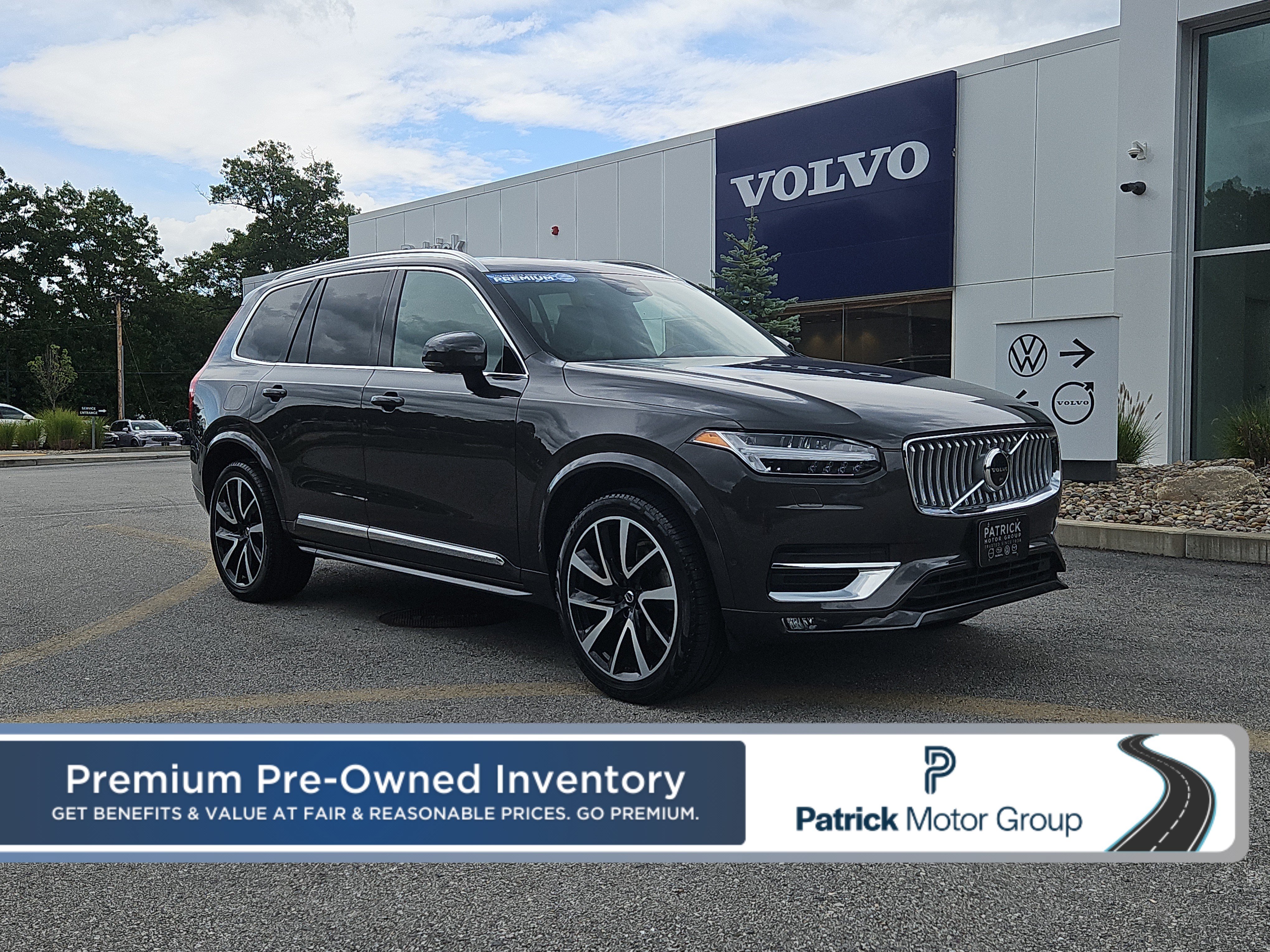 Used 2023 Volvo XC90 B6 Plus w/ Protection Package AWD/4WD image 1