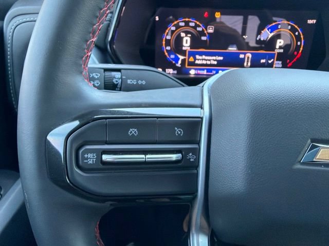 Used 2025 Chevrolet Colorado LT RWD image 17