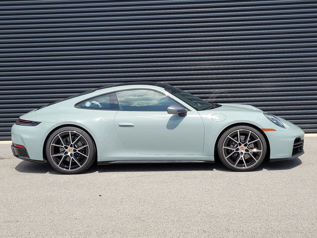 New 2026 Porsche 911 Carrera T RWD image 8