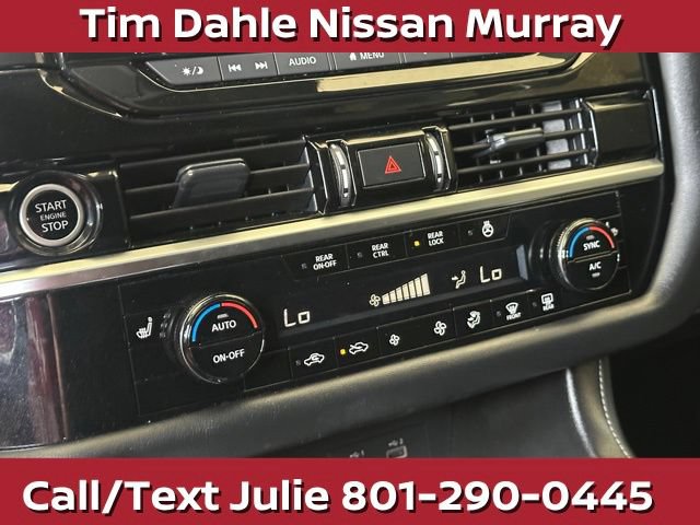 Used 2024 Nissan Pathfinder SV AWD/4WD image 29