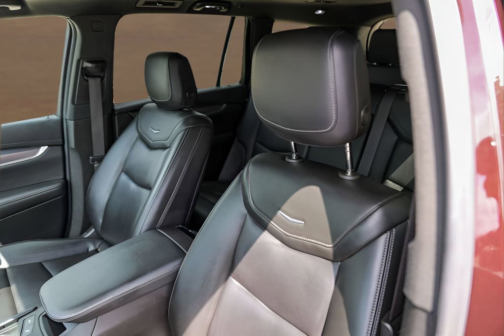 Used 2022 Cadillac XT6 Luxury FWD image 10