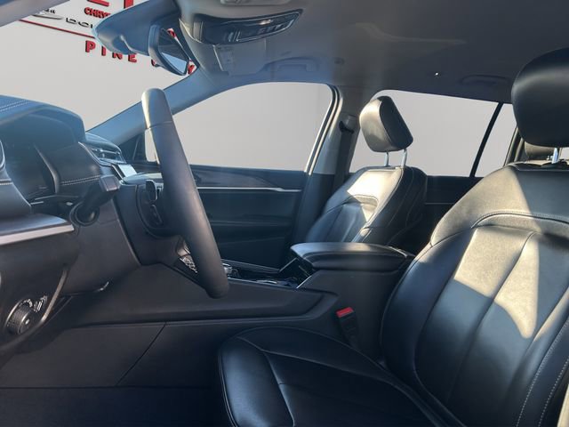 Used 2023 Jeep Grand Cherokee L Limited w/ Trailer Tow Group (B) image 11