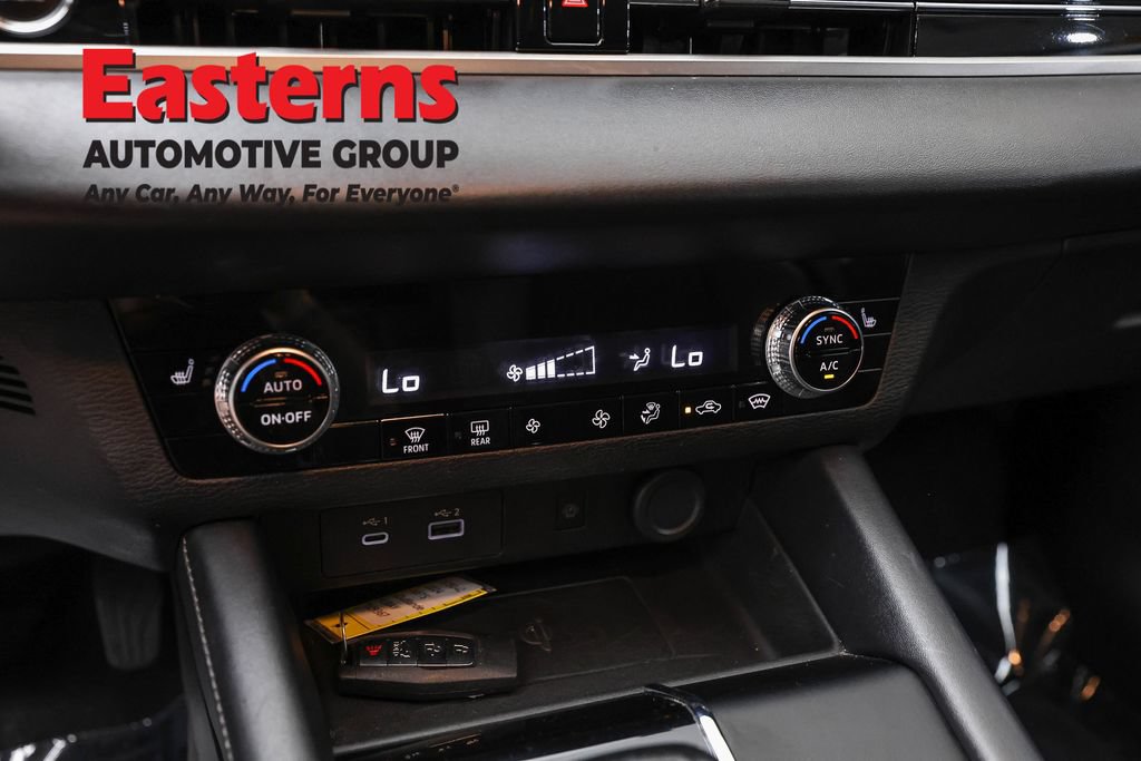 Used 2024 Mitsubishi Outlander SE AWD/4WD image 19