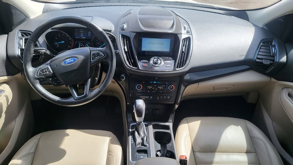 Used 2019 Ford Escape Titanium FWD image 30
