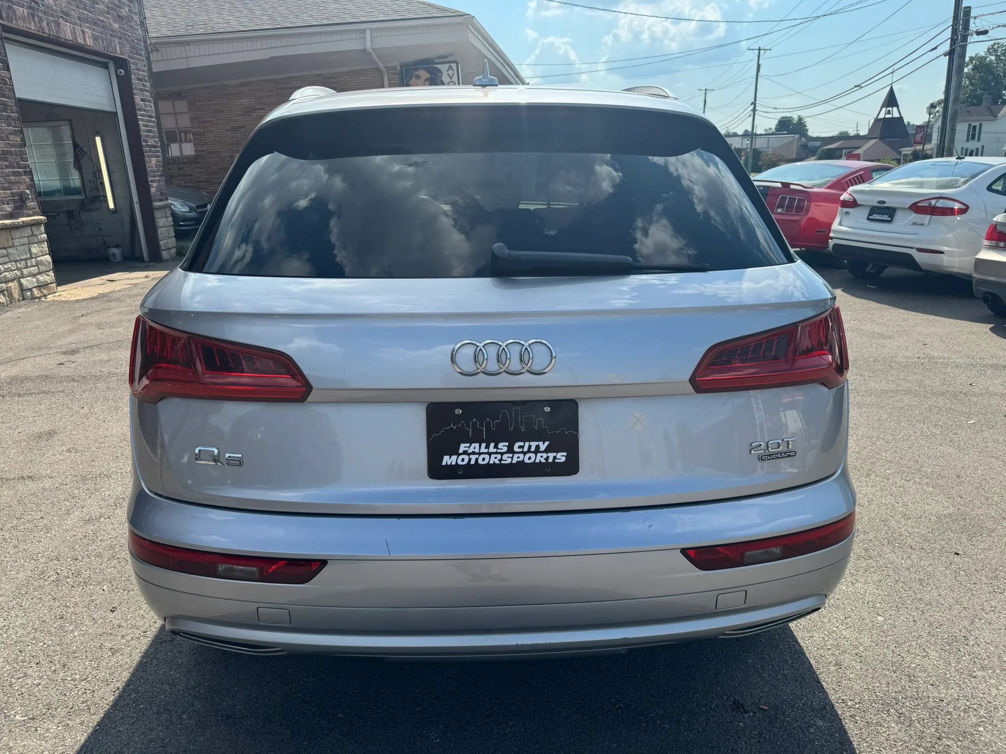 Used 2018 Audi Q5 2.0T Premium AWD/4WD image 12