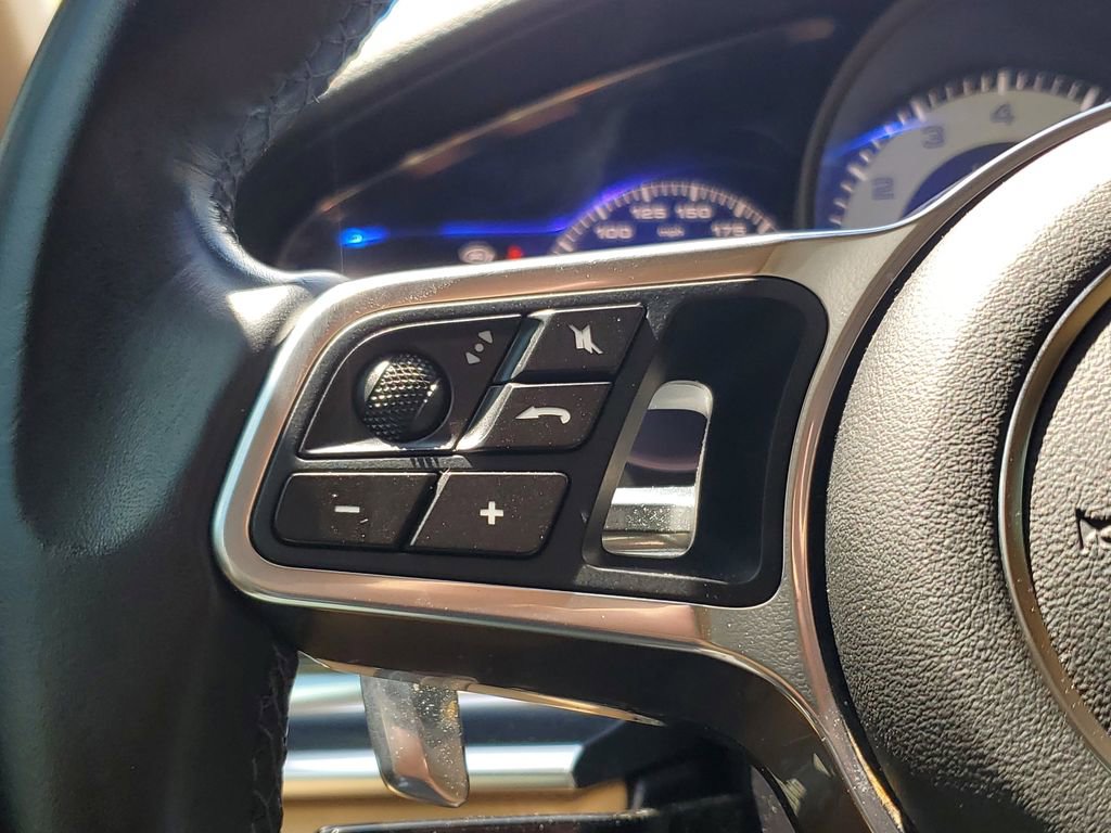 Used 2018 Porsche Panamera 4 AWD/4WD image 26