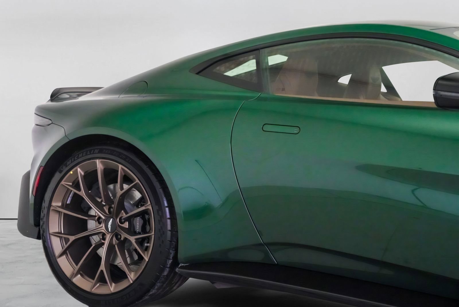 New 2026 Aston Martin V8 Vantage S RWD image 26