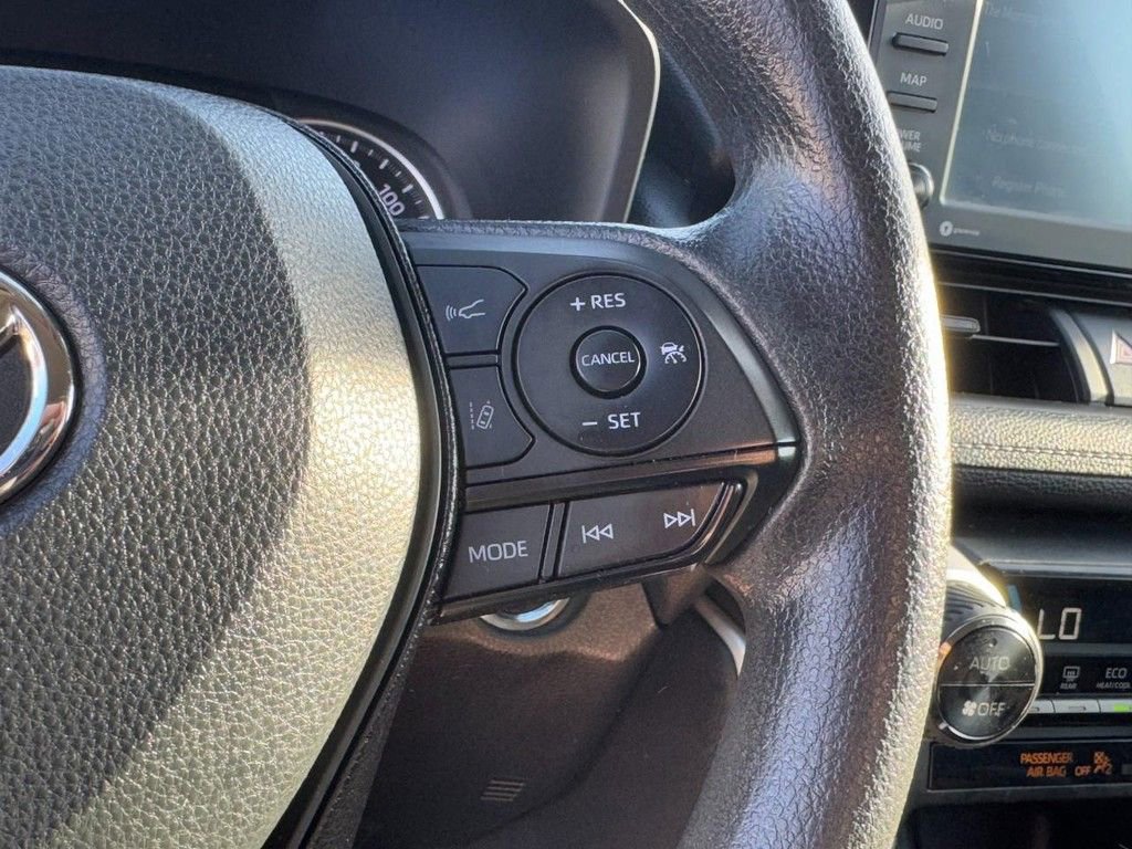 Certified 2021 Toyota RAV4 XLE w/ Carpet Mat Package (TMS) image 20