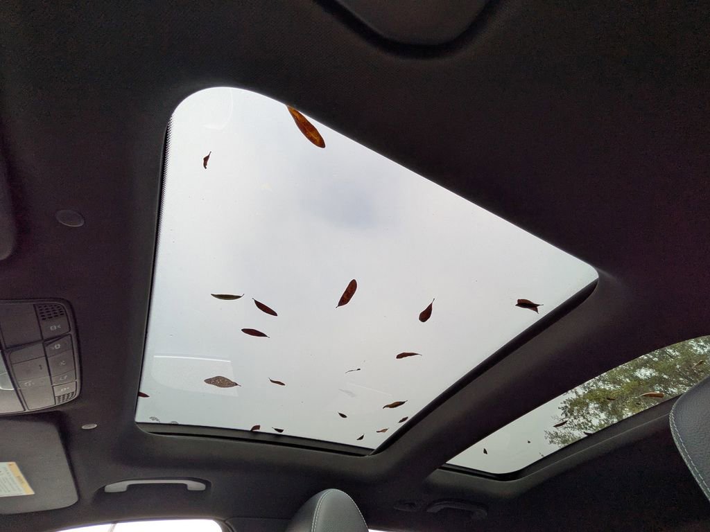 Used 2021 Mercedes-Benz GLC 300 4MATIC w/ AMG Line image 22