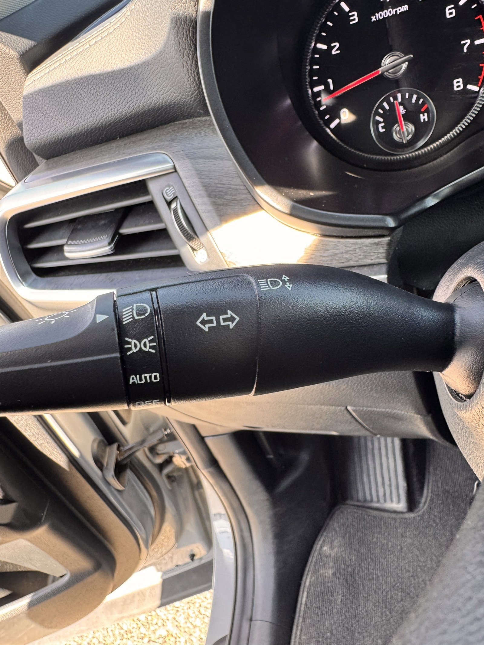 Used 2021 Kia Telluride EX w/ EX Premium Package image 22