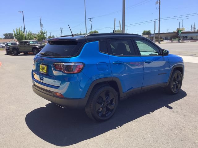 Used 2021 Jeep Compass Latitude w/ Sun and Sound Group AWD/4WD image 31