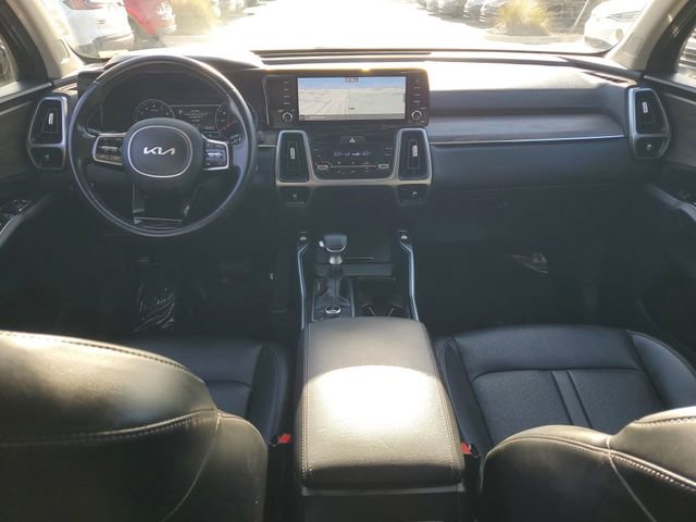 Used 2022 Kia Sorento S image 12