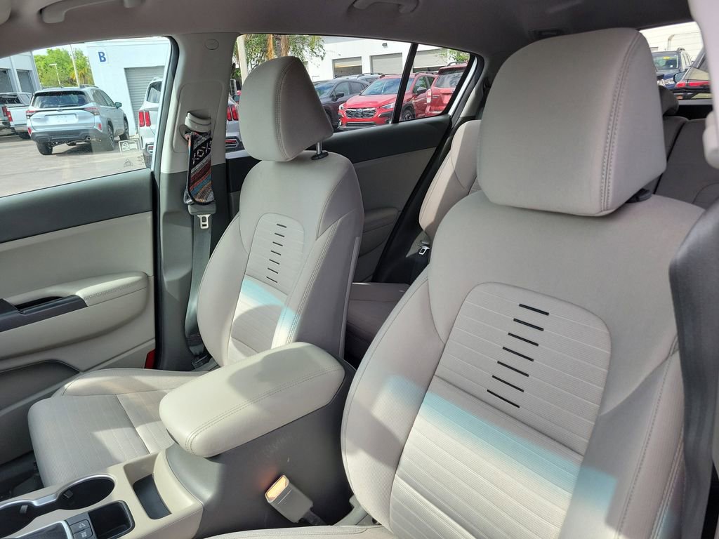 Used 2017 Kia Sportage LX w/ LX Popular Package image 19