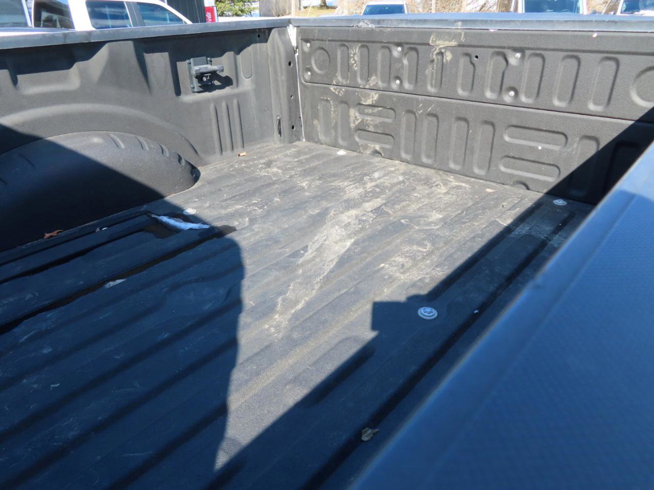 Used 2018 Ford F250 Lariat w/ Camper Package image 18