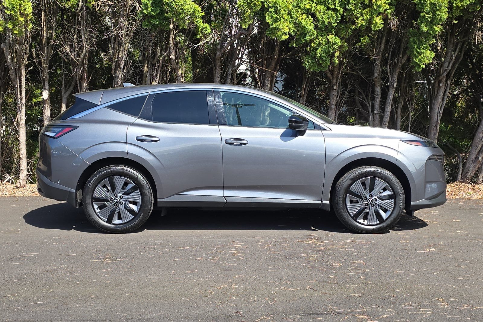 Used 2025 Nissan Murano SL AWD/4WD image 3