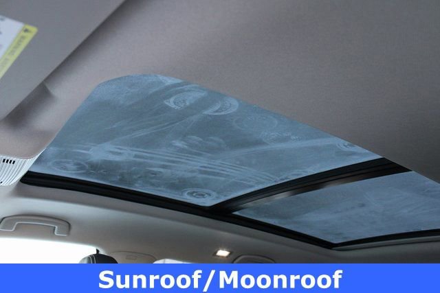 New 2026 Volkswagen Atlas SE image 5