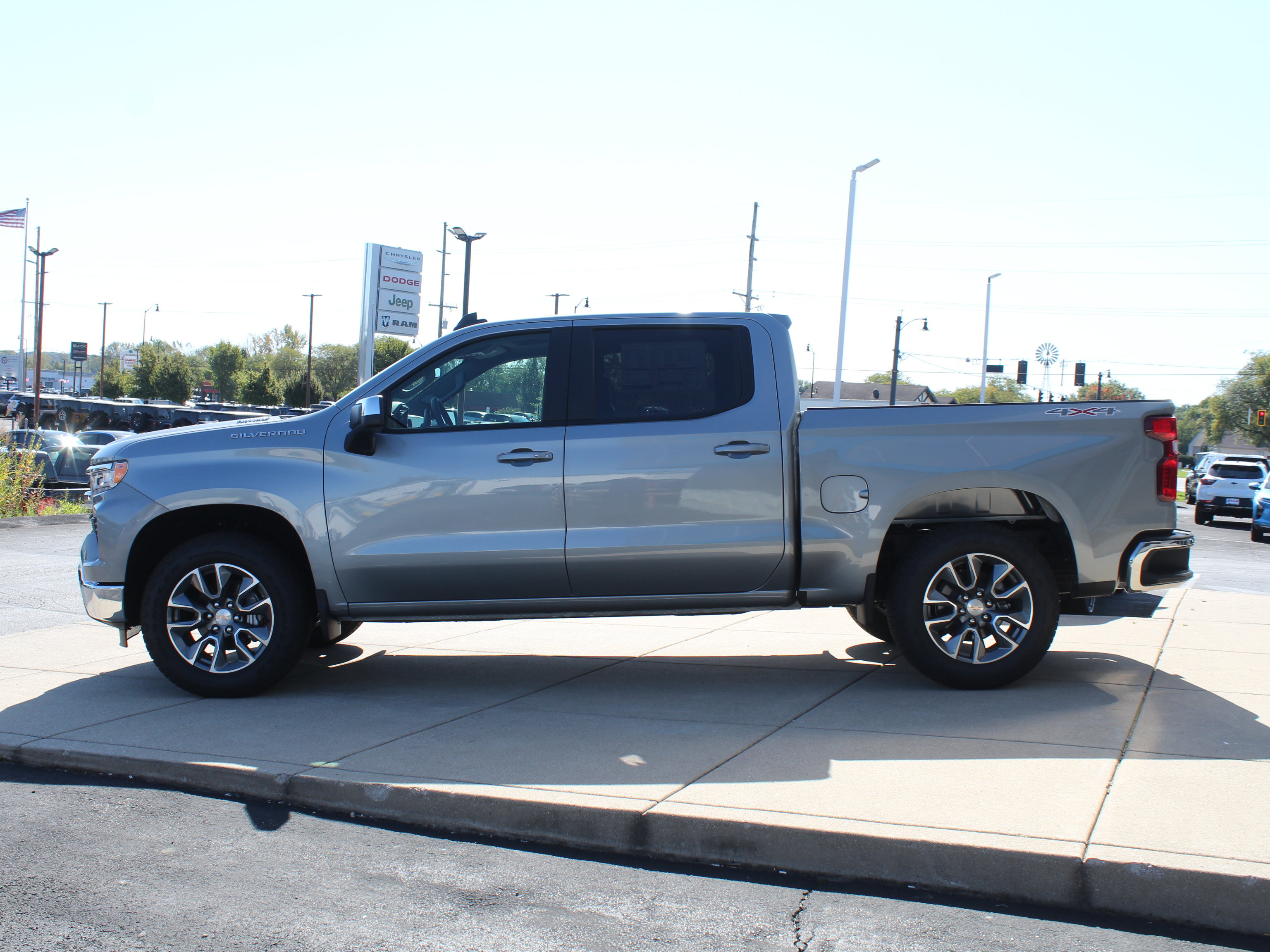 New 2026 Chevrolet Silverado 1500 LT AWD/4WD image 8