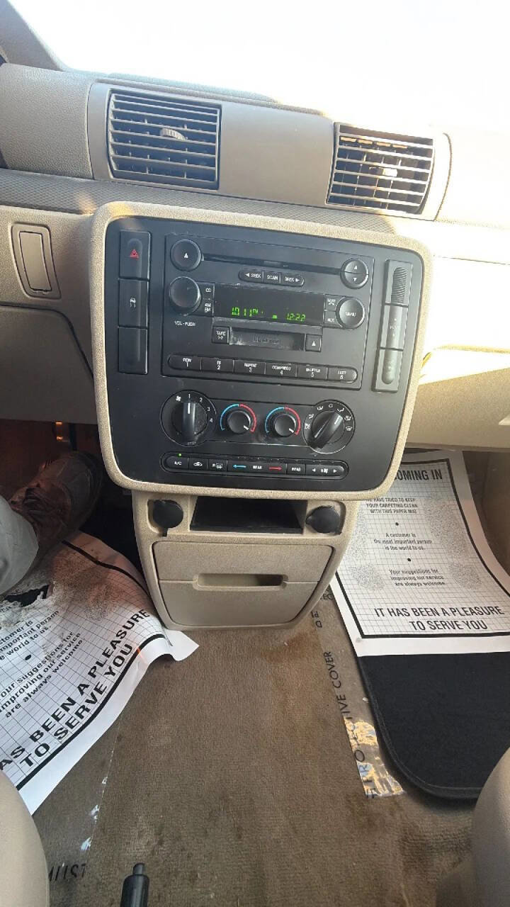 Used 2006 Ford Freestar SE FWD image 17