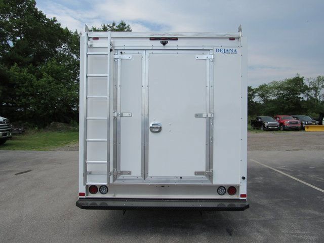 New 2025 GMC Savana 3500 w/ Power Convenience Package image 3