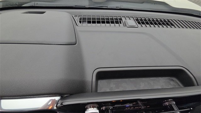 New 2026 GMC Canyon Elevation w/ Convenience Package image 9