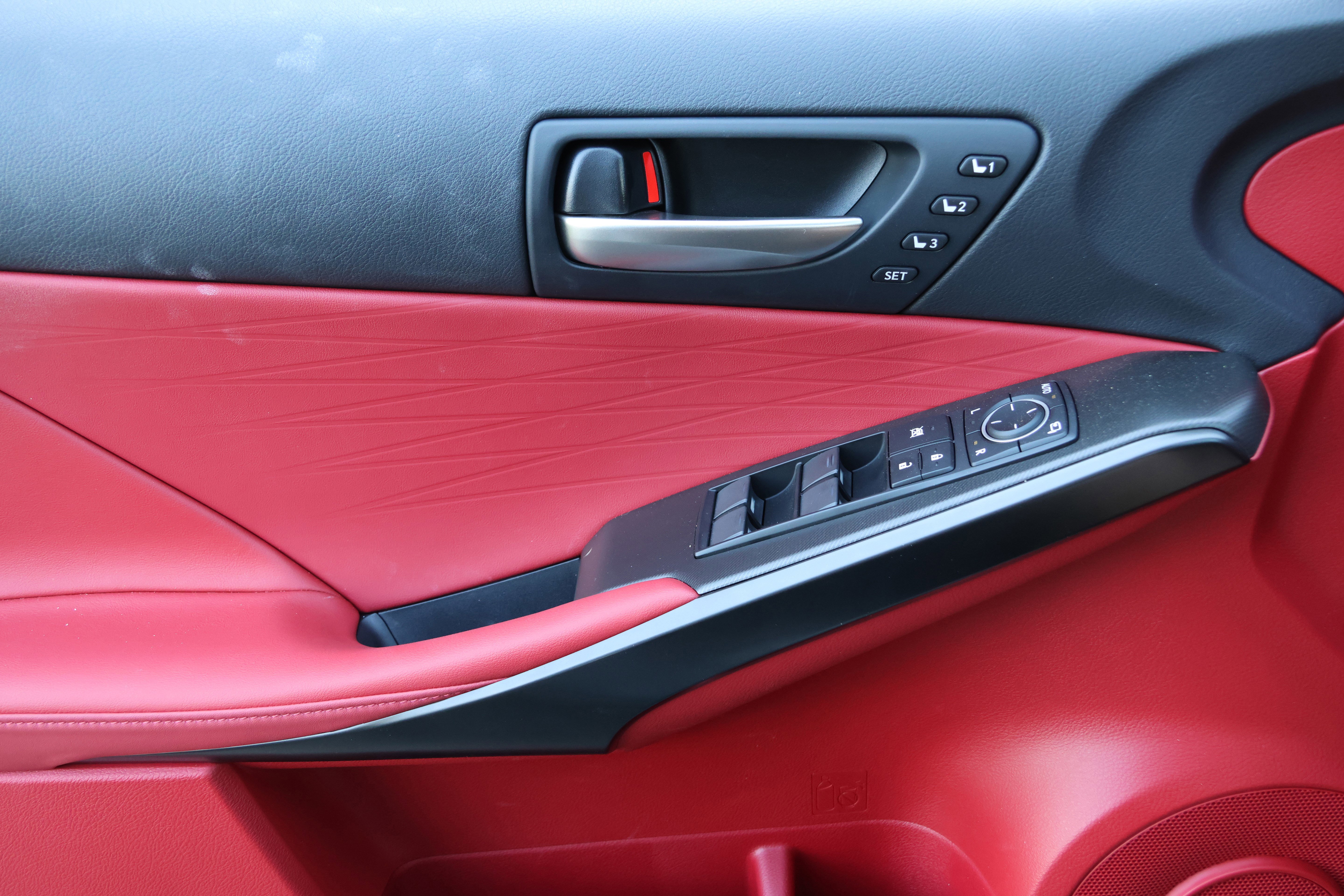 Used 2025 Lexus IS 350 F Sport RWD image 12