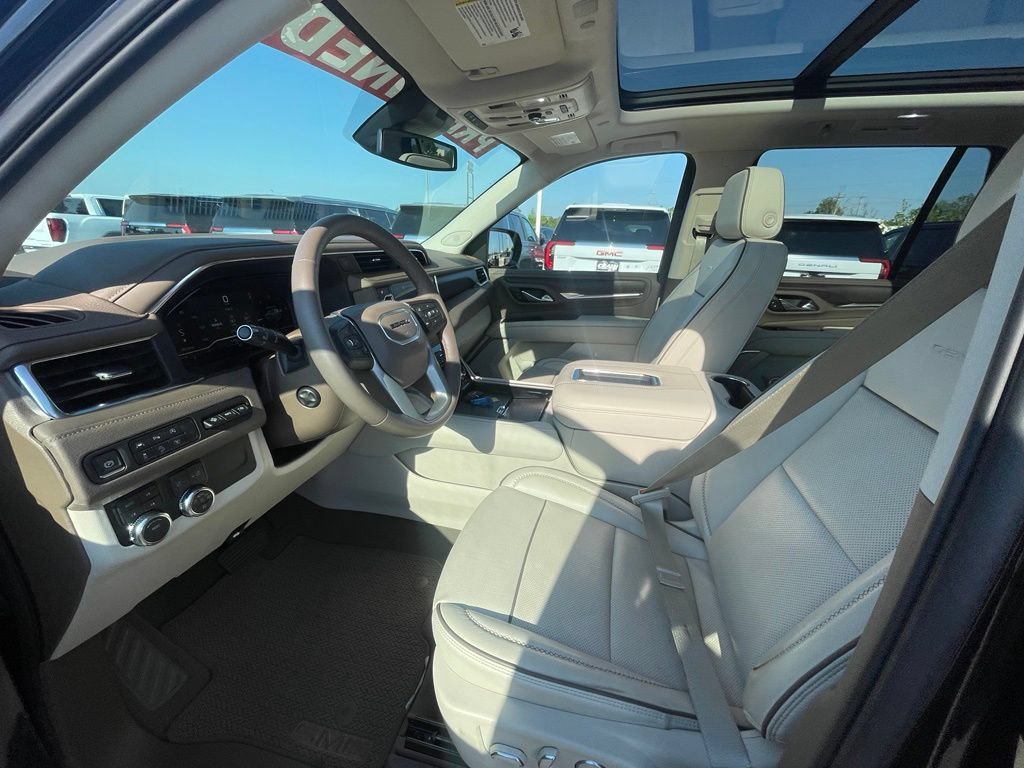 Used 2024 GMC Yukon Denali AWD/4WD image 10
