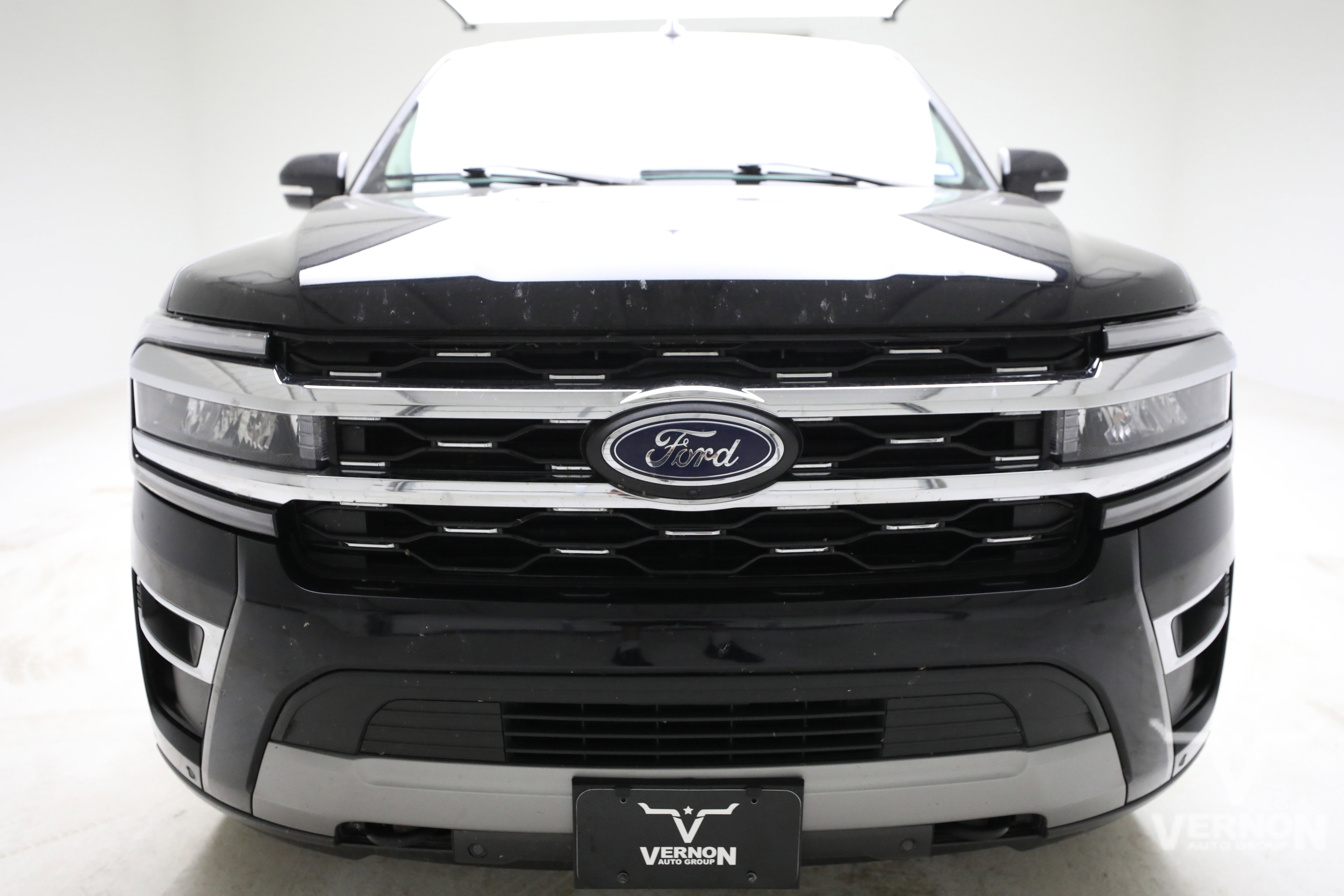 Used 2023 Ford Expedition Max Limited AWD/4WD image 7