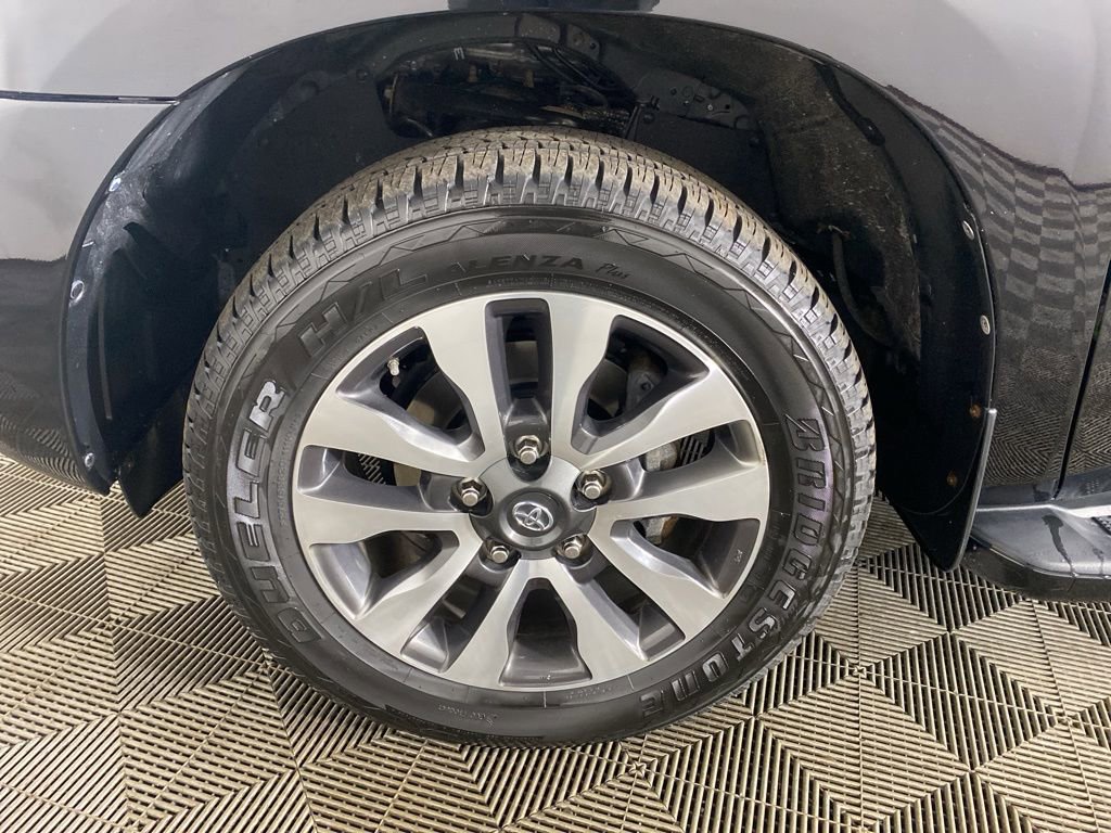 Used 2018 Toyota Sequoia Limited w/ Safety & Convenience Package AWD/4WD image 11