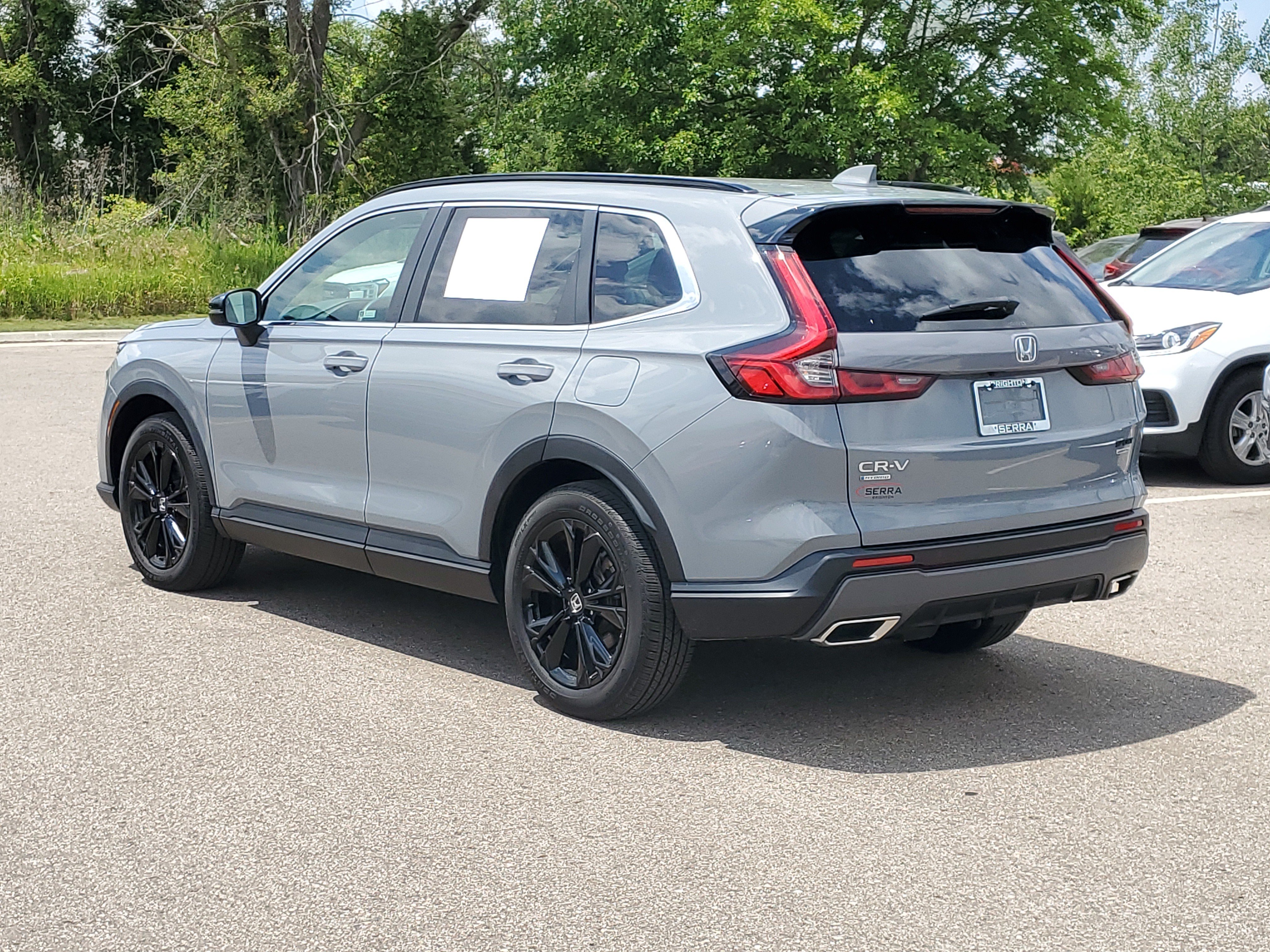 Used 2023 Honda CR-V Sport Touring image 2