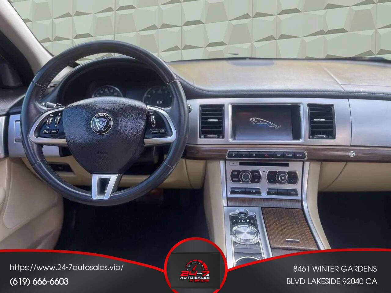 Used 2015 Jaguar XF Premium image 22