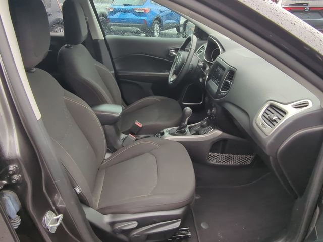 Used 2020 Jeep Compass Sport image 38