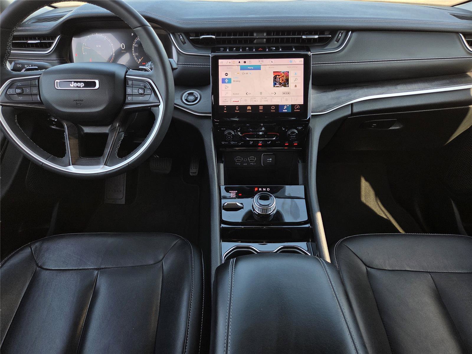 Used 2023 Jeep Grand Cherokee Limited AWD/4WD image 9