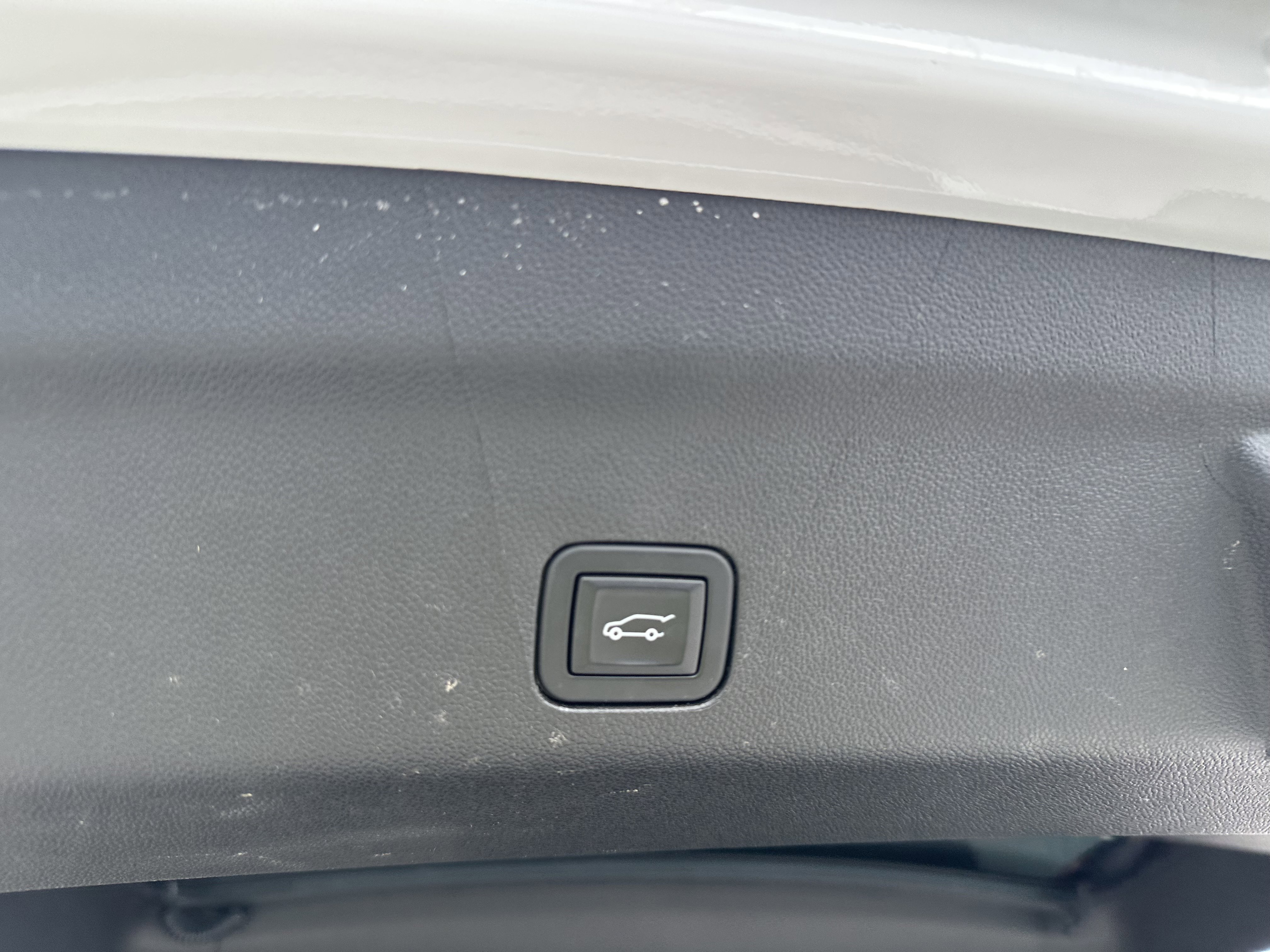 Certified 2024 Chevrolet Suburban RST w/ Luxury Package image 30