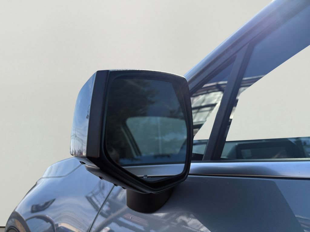 Used 2025 Kia Sportage LX image 30