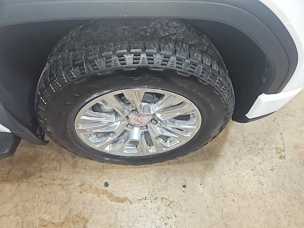 Used 2024 GMC Sierra 1500 Denali w/ Technology Package image 10