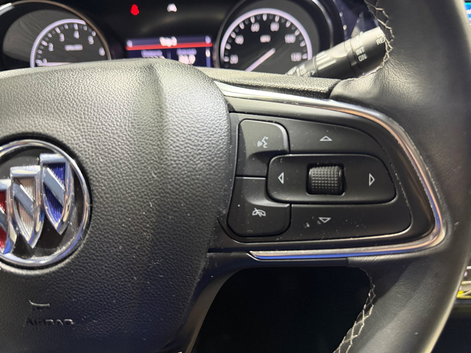 Used 2022 Buick Encore GX Select FWD image 18