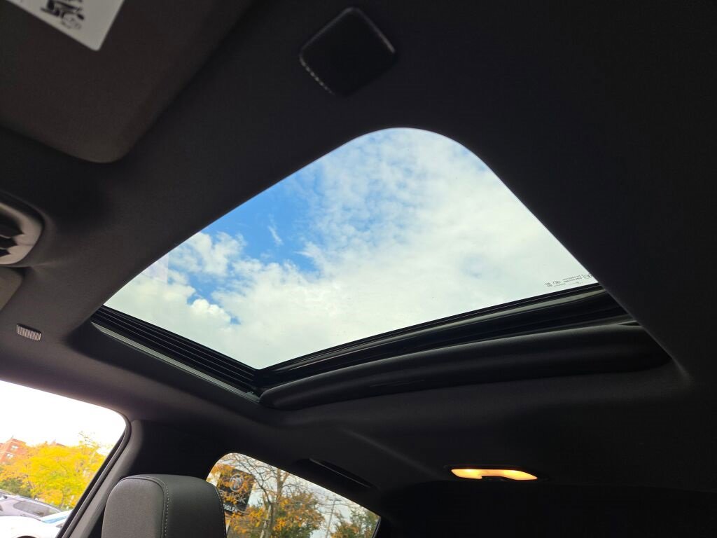 New 2026 GMC Canyon Elevation w/ Convenience Package image 25