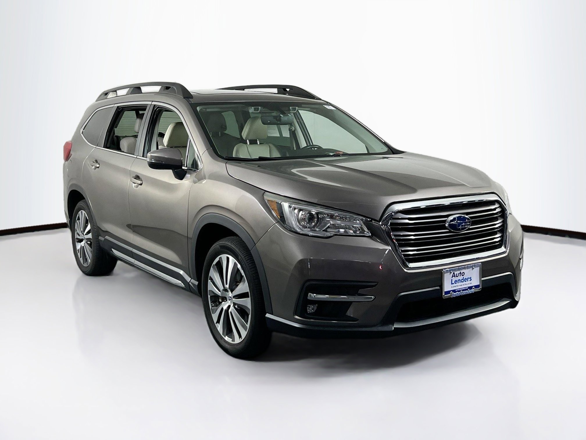 Used 2021 Subaru Ascent Limited w/ Technology Package image 3
