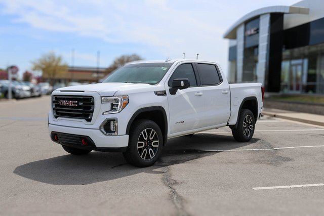 Used 2021 GMC Sierra 1500 AT4 image 2
