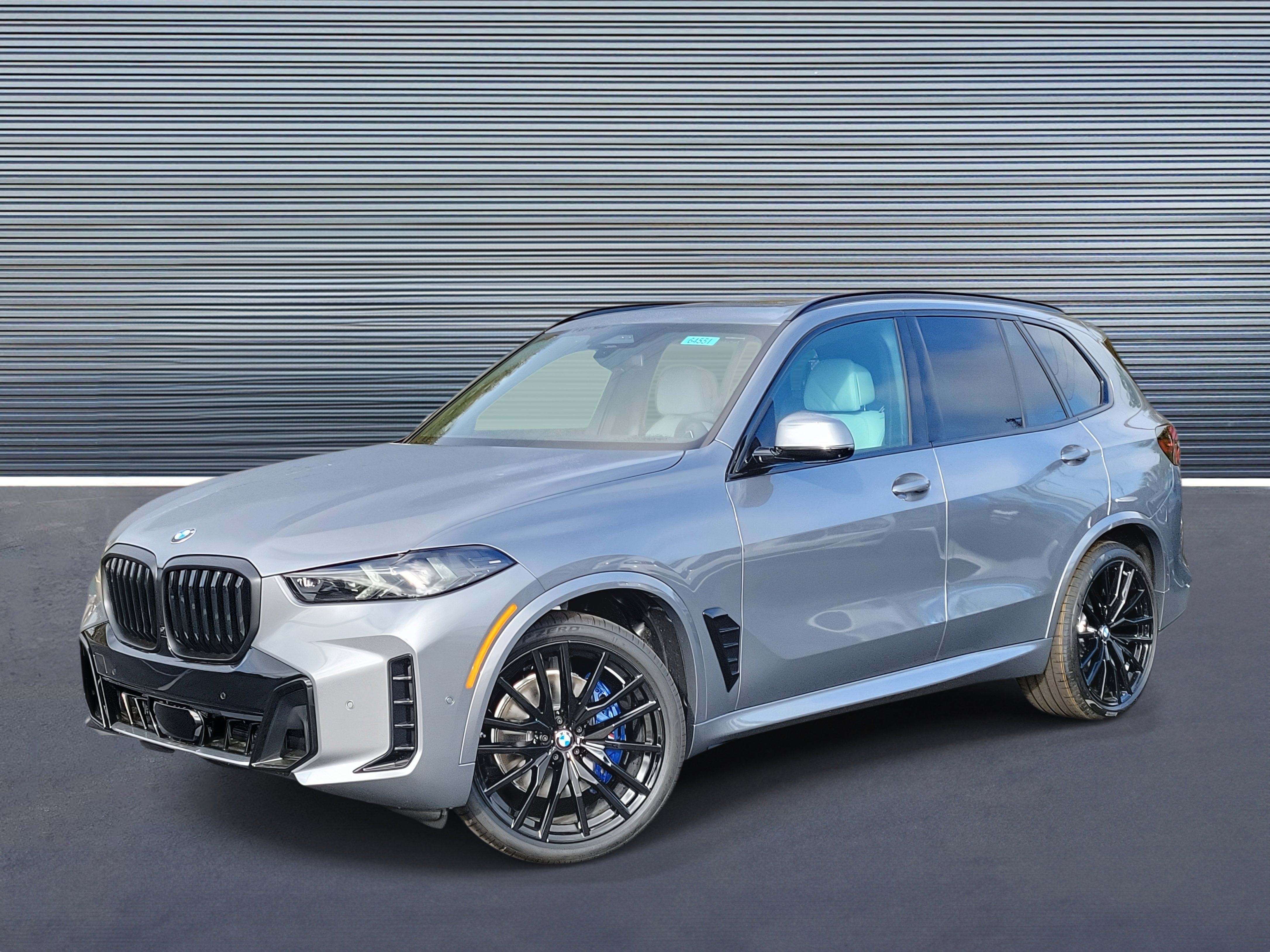 New 2026 BMW X5 xDrive40i w/ M Sport Package